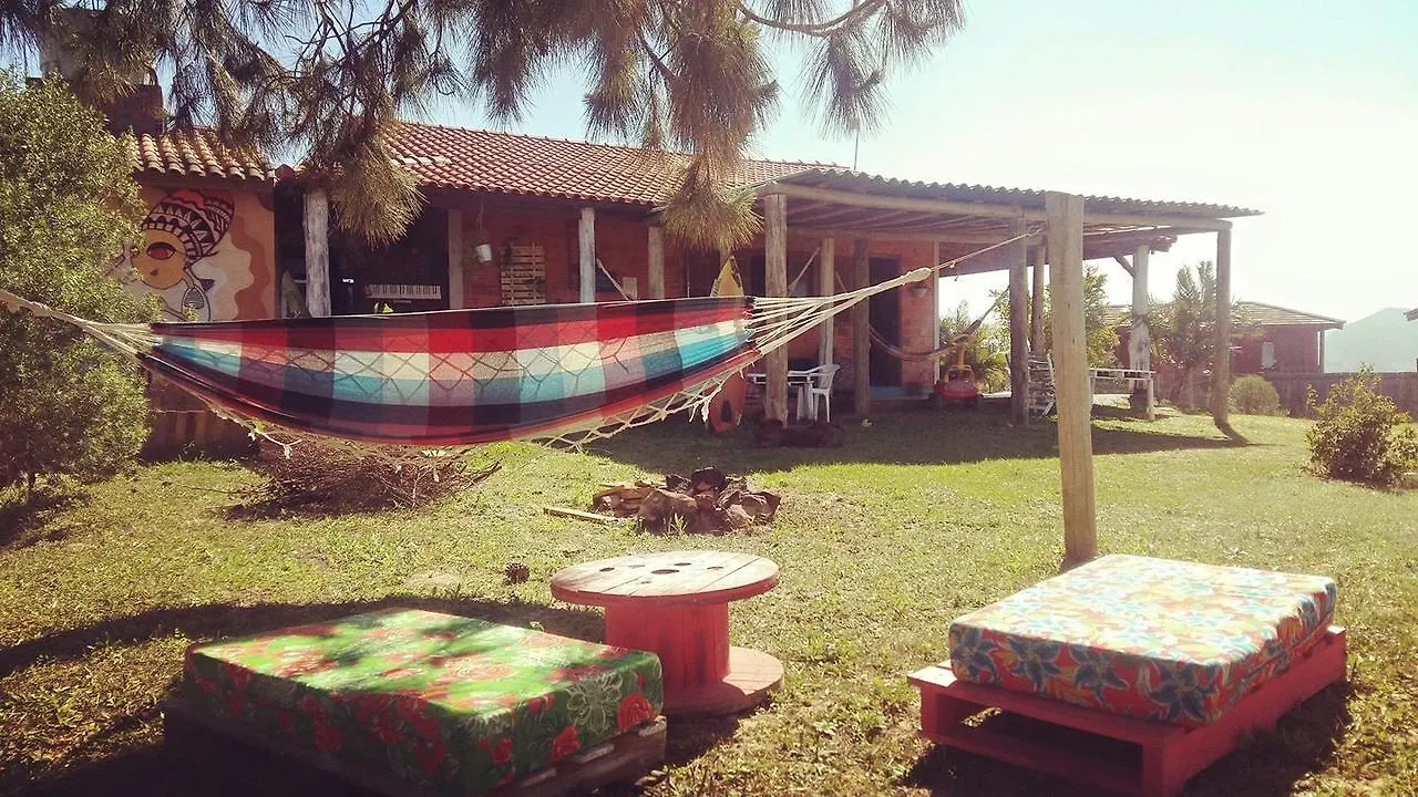 Familia Cisinha - Praia Do Rosa Hostel Imbituba